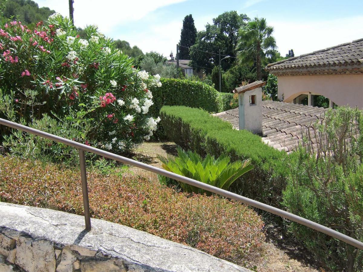 Au vallon rouge  Saint-Paul-de-Vence Extérieur photo