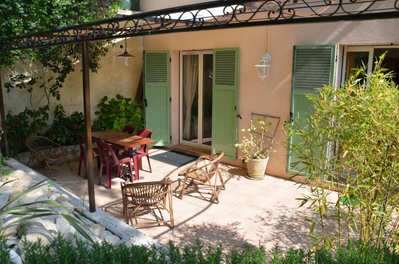 Au vallon rouge  Saint-Paul-de-Vence Extérieur photo